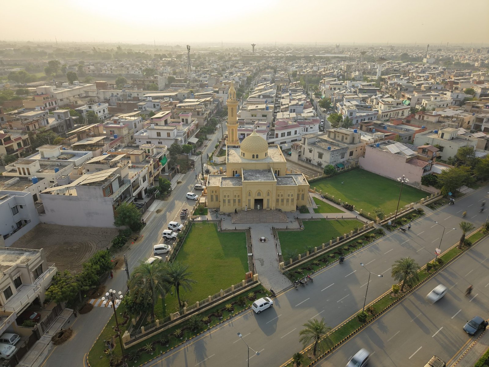 Prime 5 Marla Commercial Plot for Sale in Broadway – Park View City Lahore